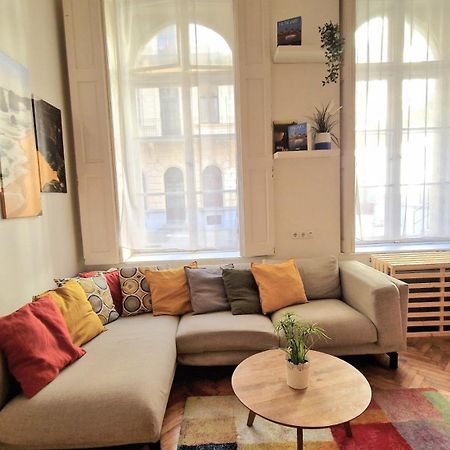 Hip Apartment At The Museum Budapest Ngoại thất bức ảnh